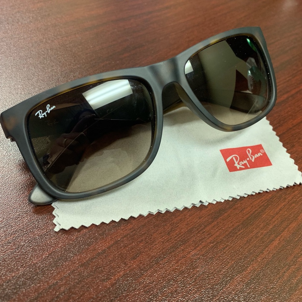 Ray-Ban Justin Classic Sunglasses